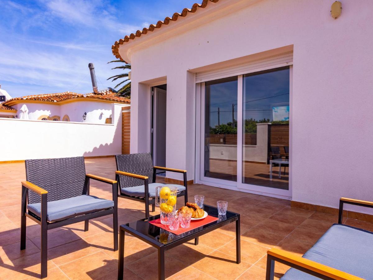 Holiday Home Nueva Playa-3 Denia Dış mekan fotoğraf
